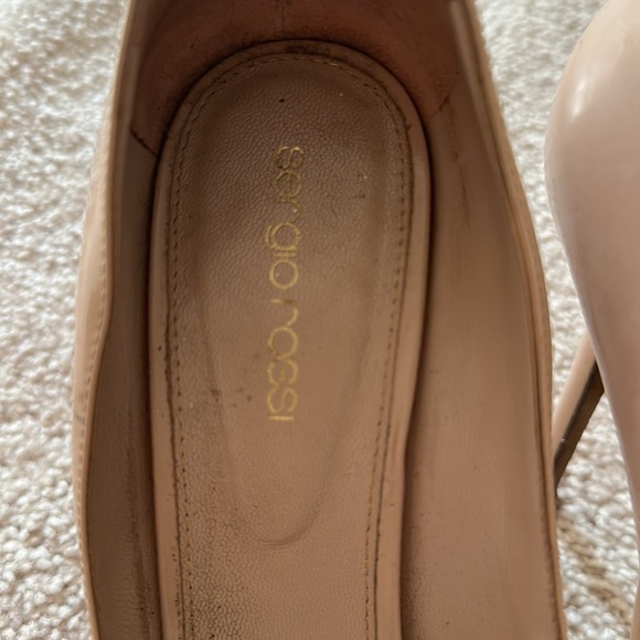 Sergio Rossi heels in size 38. Beige - Picture 2 of 8